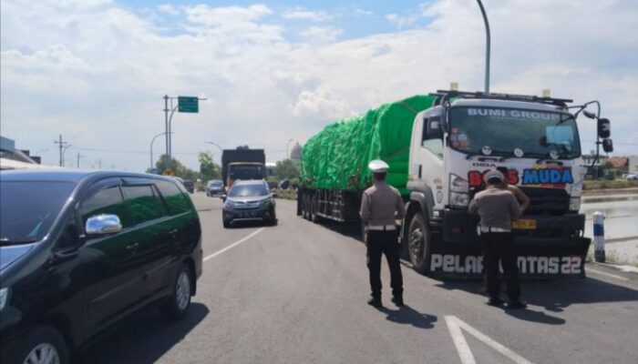 Dukung Program Korlantas Polri, Polres Sampang Gencarkan Sosialisasi ODOL