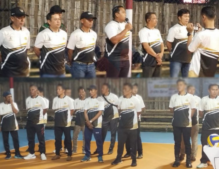 FOTO: Camat Arjasa Aynisar Sukma, dan Danramil 0827/18 Kangean Kapten Czi Acep K dan Kapolsek Kangean Iptu Datun Subagyo, sejumlah pejabat dan tokoh masyarakat turut hadir dalam acara pembukaan. @by_News9.id