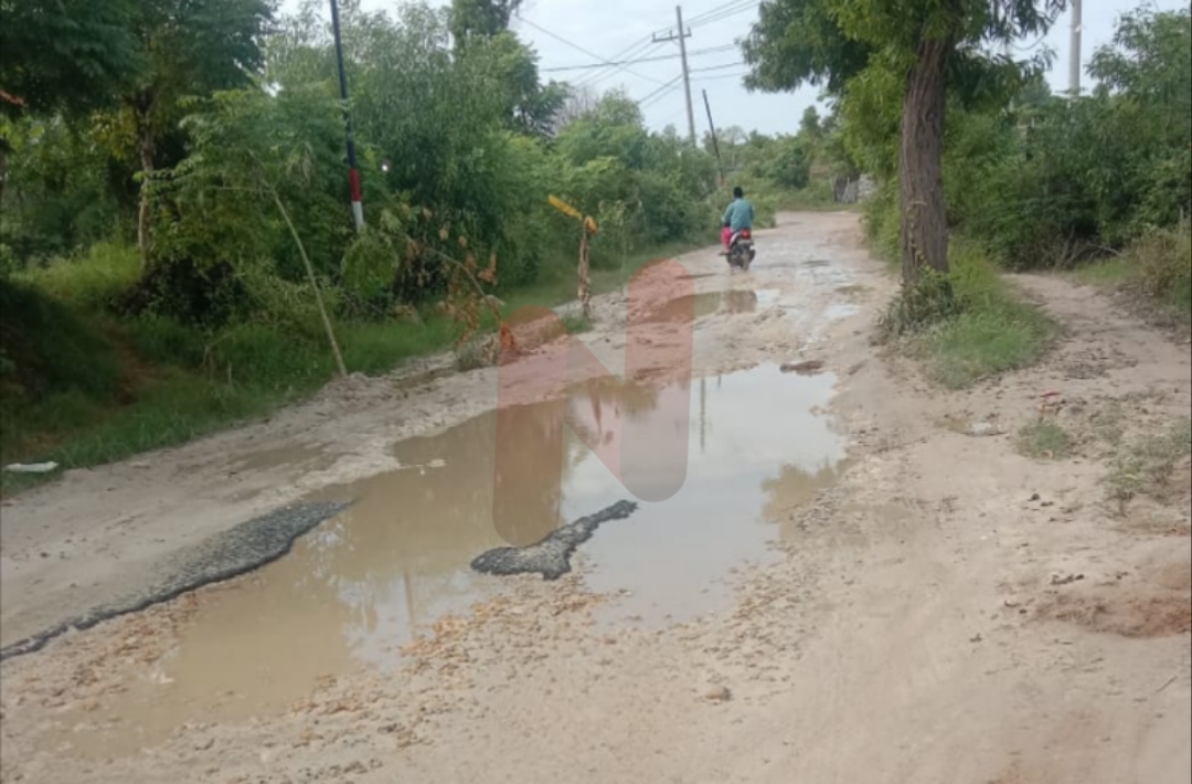 FOTO: Kondisi kerusakan jalan Pantura yang berada di Desa Juruan Daya, Kecamatan Batu Putih, @by_News9.id