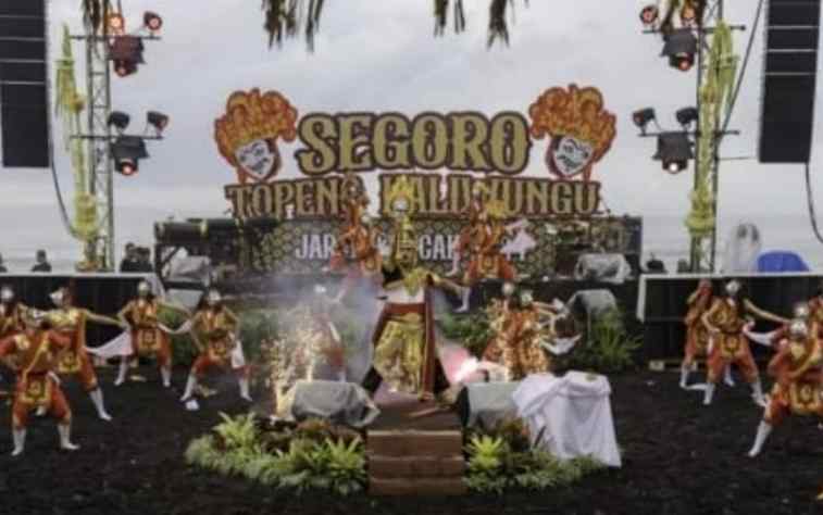 FOTO: Pagelaran Segoro topeng kaliwungu. @by_News9.id