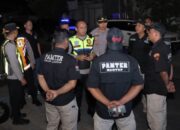 Kapolres Lamongan Pimpin Langsung Penyekatan di Titik Perbatasan