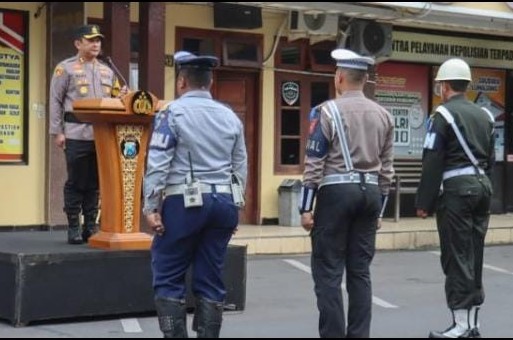 FOTO: Kapolres Lumajang, AKBP Alex Sandy Siregar SIK, dan diikuti oleh jajaran TNI, Satpol PP, Dinas Perhubungan. @by_News9.id