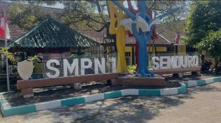 FOTO: Gedung Sekolah Menengah Pertama negeri 1 Senduro. @by_News9.id
