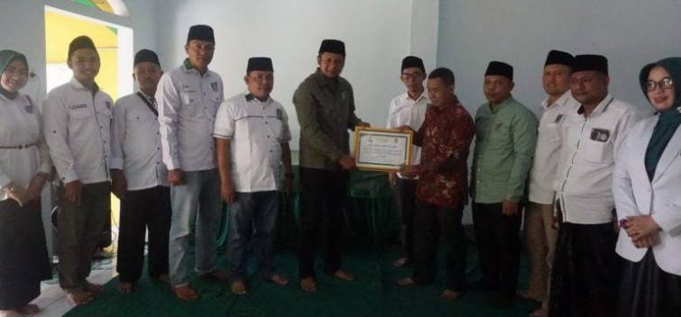 FOTO: Ketua DPC PKB Lumajang, H Anang Akhmad Syaifuddin, beserta jajaran DPC dan PAC. @by_News9.id