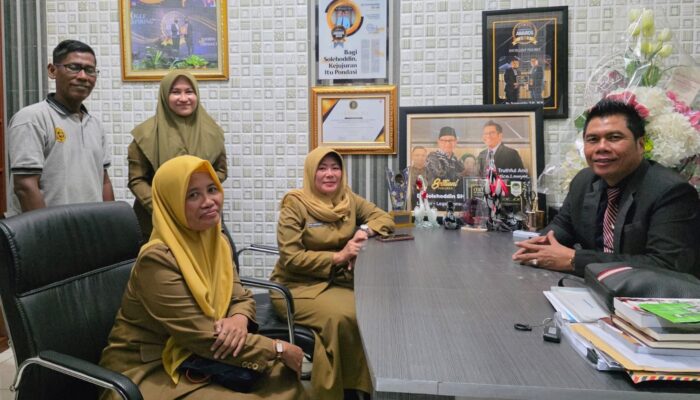 Plt Kadinkes Sampang Temui DR Solehoddin, Sampaikan Klarifikasi dan Permohonan Maaf