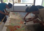 Sasar Generasi Muda, MA Miftahul Ulum Gelar Pelatihan Batik Tulis Kontemporer