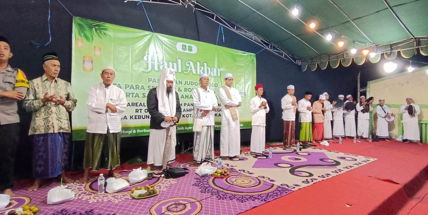 FOTO: Pemdes Kebonagung, saat menggelar Rokat Desa sekaligus Haul Akbar Pangeran Judonegoro. @by_News9.id