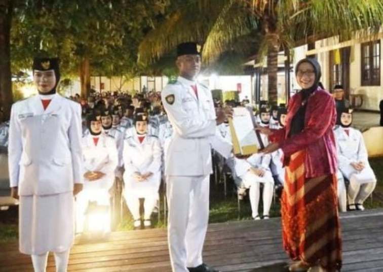 FOTO: Bupati Lumajang bersama Paskibraka 2025. @by_News9.id