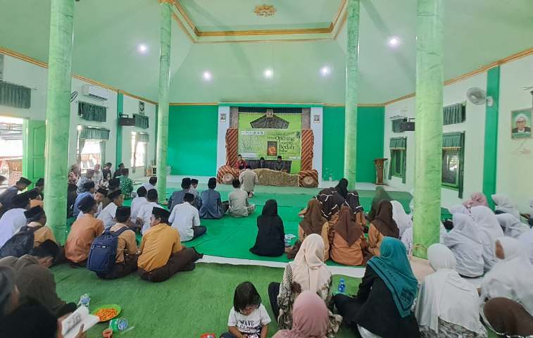 Festival Sapparan Budaya ke-4 yang digagas Lembaga Seni Budaya Muslimin Indonesia (Lesbumi) PCNU Sumenep resmi dibuka