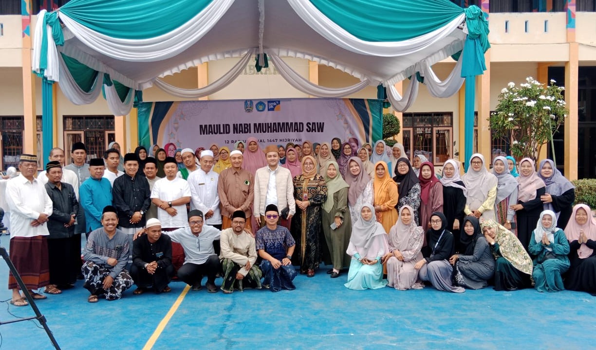 SMKN 2 Lumajang Peringati Maulid Nabi SAW, Tanamkan Nilai Cinta Rasul
