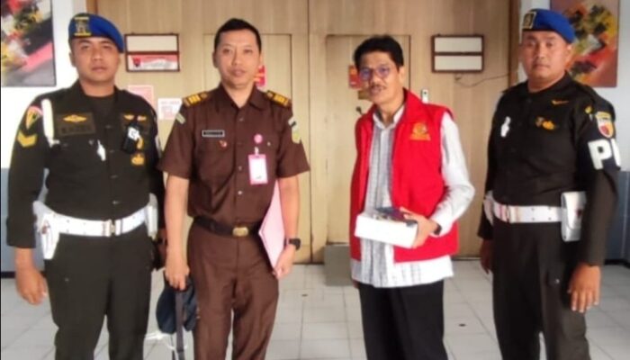 Mantan Kadisdik Jatim Jadi Tersangka Baru, Skandal Dana Hibah Menguak Lebih Dalam