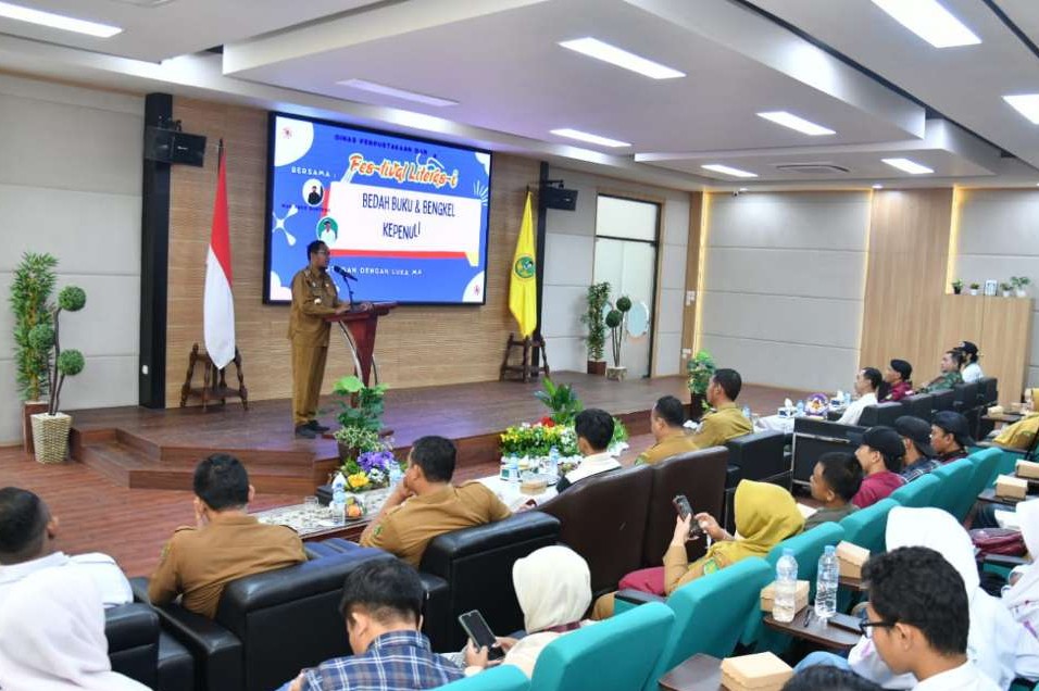 Bupati Fauzi di Festival Literasi 2025: Jangan Biarkan Buku Anak Sumenep Hilang Ditelan Zaman