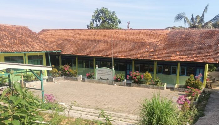 Program Makan Bergizi Gratis di Sampang Mandek, Ratusan Siswa Tak Kebagian
