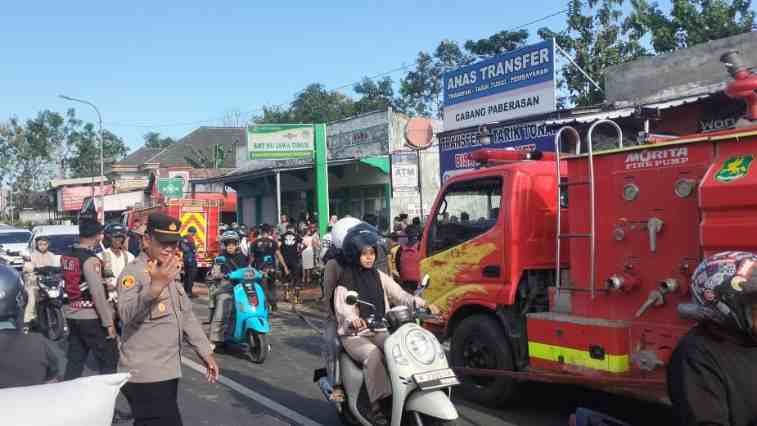 Kebakaran Tragis di Pasar Jenggara: Karyawati Laundry Tewas Terjebak Api