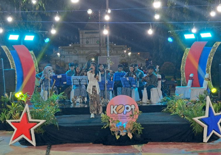 Nada Lama Jiwa Baru, Parade Keroncong Sumenep Bangkitkan Romantisme Nusantara