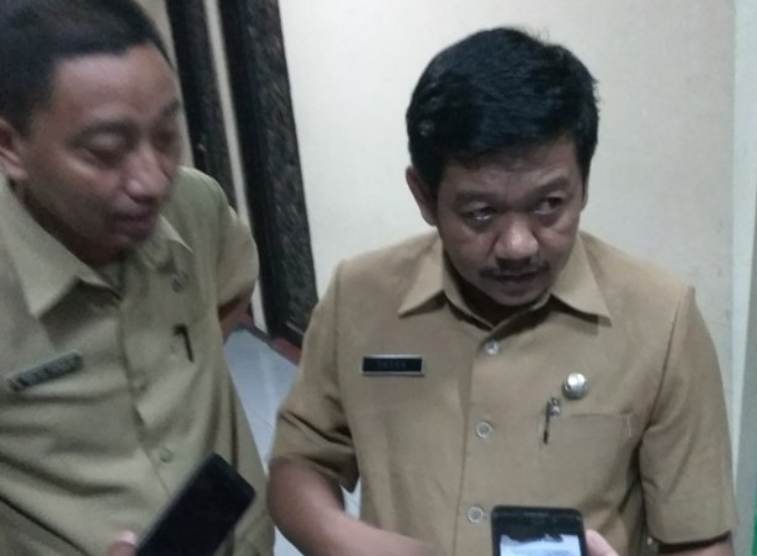 Kadisperkimhub Sumenep Diam-Diam Datang ke Kejati Jatim