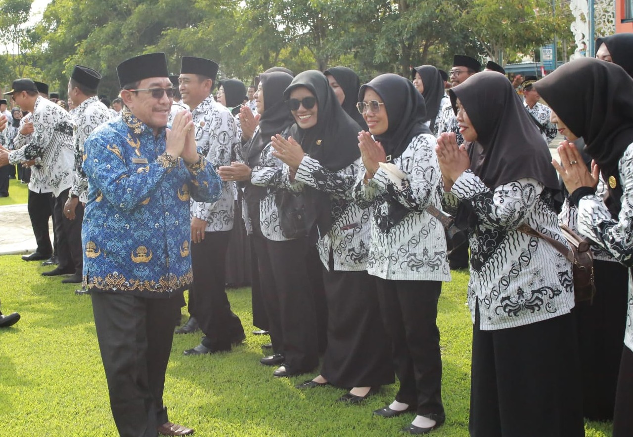 Momentum HGN & HUT KORPRI, Wabup Sumenep Puji Dedikasi Guru