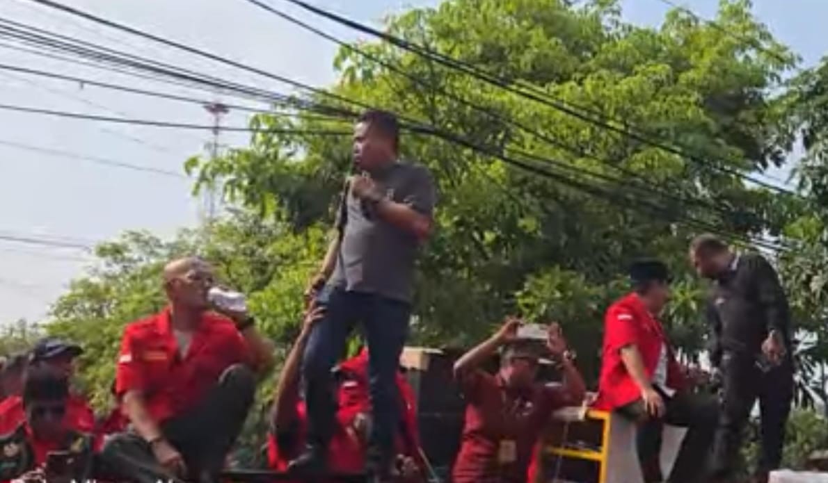 MADAS Sedarah Kepung Polda Jatim, Tuntut Penyelesaian Kasus Salah Tangkap di Tuban