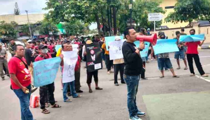 SBMR dan F-GERTAK Gelar Aksi Damai: Desak Kejaksaan Percepat Penanganan Dugaan Korupsi di Pemkot Madiun
