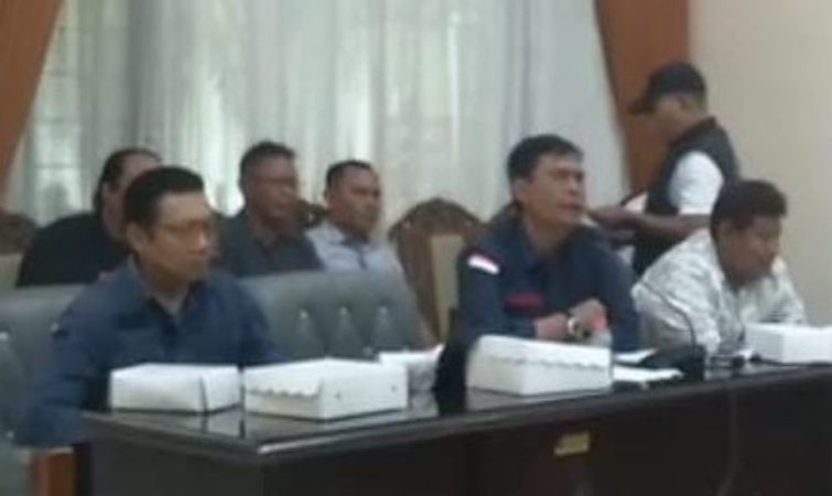 "PHP Semata Tanpa Reaksi": FRB Tuduh Komisi 4 DPRD Banyuwangi Tak Tegas Atas Rekomendasi Pembentukan Komite SMAN 1 Rogojampi