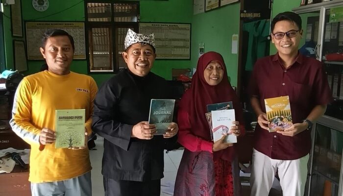 Dinas Perpustakaan Banyuwangi Dorong Budaya Literasi di MI Kedaleman