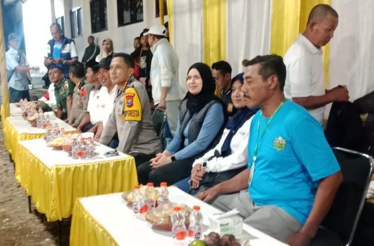 Turnamen Bola Voli Kades Sempu Cup I Dibuka Kapolresta Gratis, Dorong Generasi Muda Jauh dari Perilaku Negatif