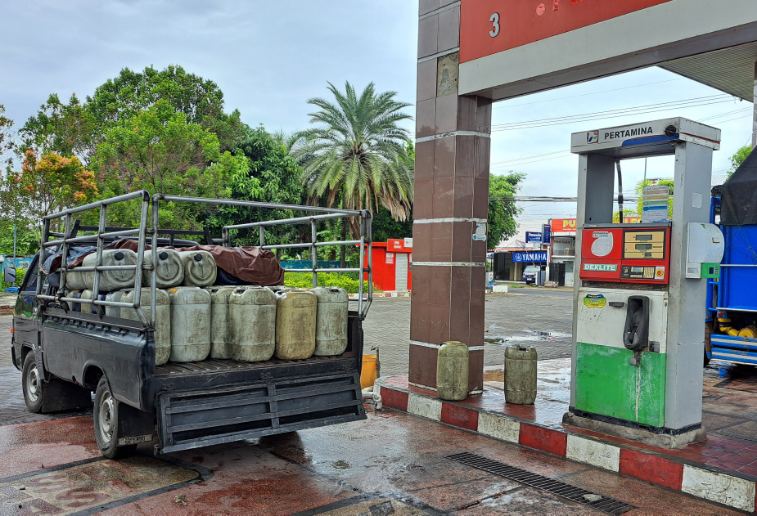 Hukum Tumpul Dipolres Sumenep: Mafia BBM Sedot Solar Subsidi di SPBU 54.694.08 Milik BUMD Sumenep