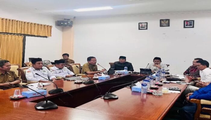 DPRD Dorong Tutup Sekolah Dasar Yang “Tidak Aktif” di Sampang