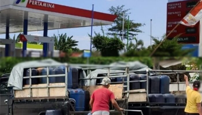 Pembiaran di SPBU 54.694.11 Kalianget Diduga Kuat Satu Jalur dengan Pelepasan BBM Pasongsongan