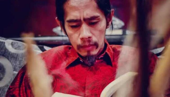 Selamat Datang di Meja Amanah: Kursi Baru, Bayang Lama