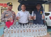 Polisi Gagalkan Peredaran Arak Bali Ilegal di Sampang
