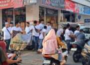 Semangat Berbagi di Bulan Ramadan, Taruna Muda Pamolokan Bagikan 300 Takjil