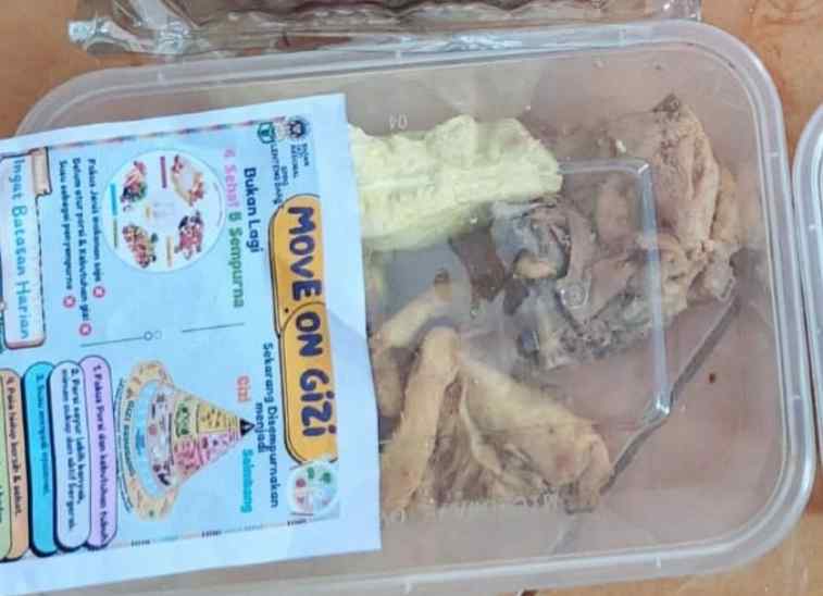 MBG Darul Arqom di Lenteng Barat Diduga Sajikan Roti Berjamur ke Anak Sekolah