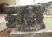 Arca Dewa Wisnu di Area Keraton Sumenep