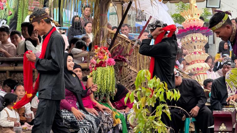 Warisan Leluhur Tak Lekang Zaman: Seblang Olehsari Kembali Hidupkan Spirit Tradisi Using