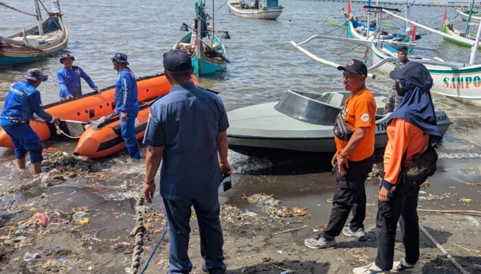 Penumpang KMP Darma Kartika Tujuan Jangkar–Raas Diduga Lompat ke Laut