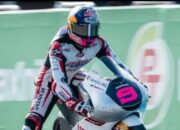 Veda Ega Pratama Curi Perhatian Dunia di Moto3 Thailand 2026