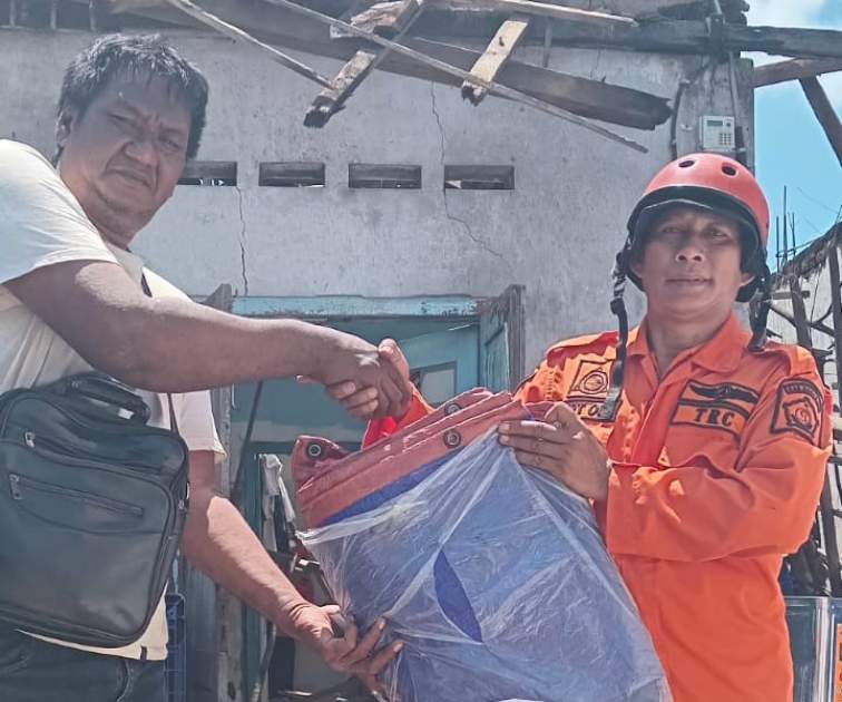 Cuaca Ekstrem Terjang Sidoarjo: Satu Rumah di Buduran Mengalami Kerusakan Berat