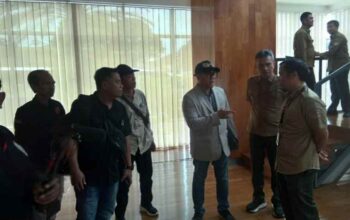 Ketegangan Warnai Kedatangan IWB di Perhutani Pusat, Persoalan Hutan Banyuwangi Mengemuka