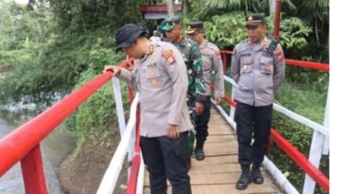 Jembatan Merah Putih Presisi di Tiris Probolinggo Diresmikan, Akses Dua Desa Kembali Normal