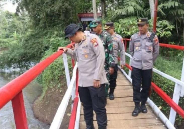 Jembatan Merah Putih Presisi di Tiris Probolinggo Diresmikan, Akses Dua Desa Kembali Normal