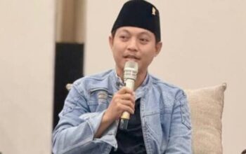 Fraksi PDIP Dorong Raperda Batas Usia Medsos