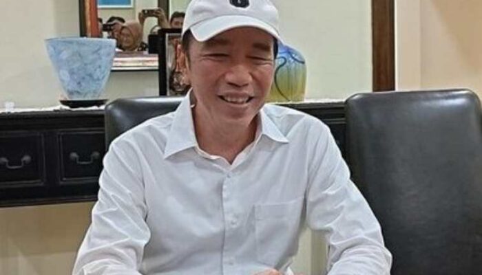 Tanggapan Jokowi Soal Desakan JK Tunjukkan Ijazah Asli