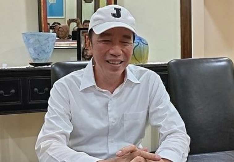 Tanggapan Jokowi Soal Desakan JK Tunjukkan Ijazah Asli