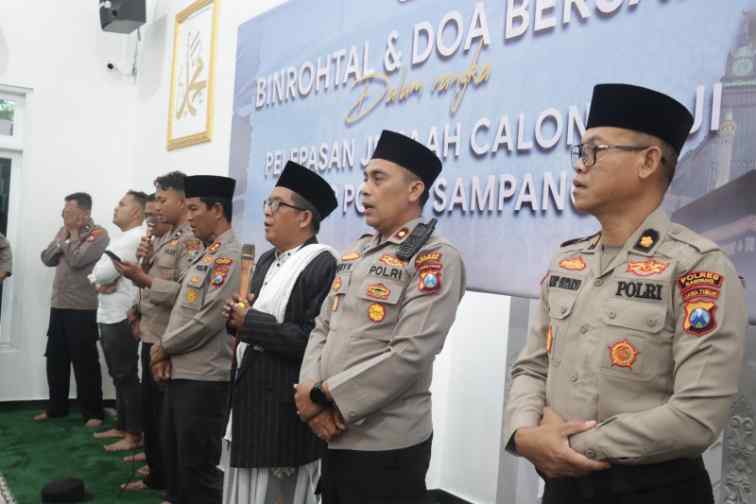 Polres Sampang Lepas 5 Personel Haji, Doakan Stabilitas Kamtibmas