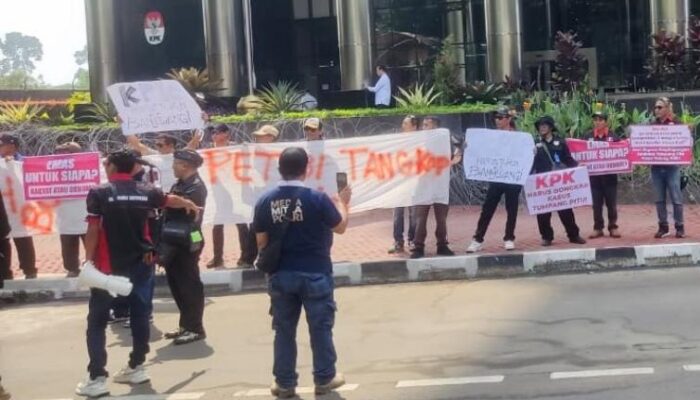Aduan Dugaan Korupsi Banyuwangi Mulai Disorot Pusat, IWB Klaim Terima Respons Kementerian dan KPK