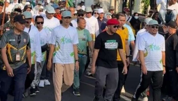 Wabup Probolinggo Apresiasi Kekompakan Ansor dan Fatayat dalam Fun Walk di Kraksaan
