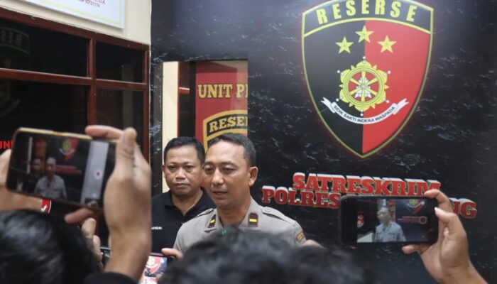 Polres Lumajang Amankan Tersangka Penadah Sapi Curian dan Senpi Rakitan