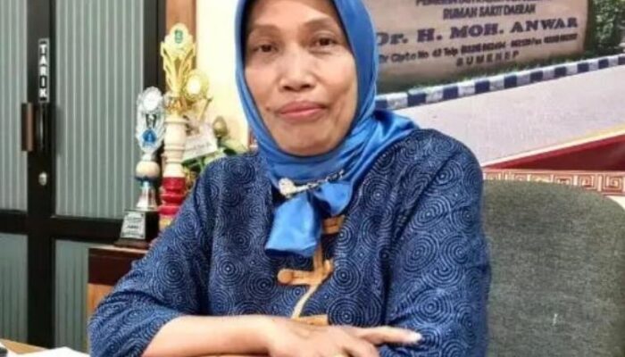 Direktur RSUDMA Sumenep Apresiasi Dedikasi Bidan sebagai Garda Terdepan Kesehatan Ibu dan Bayi