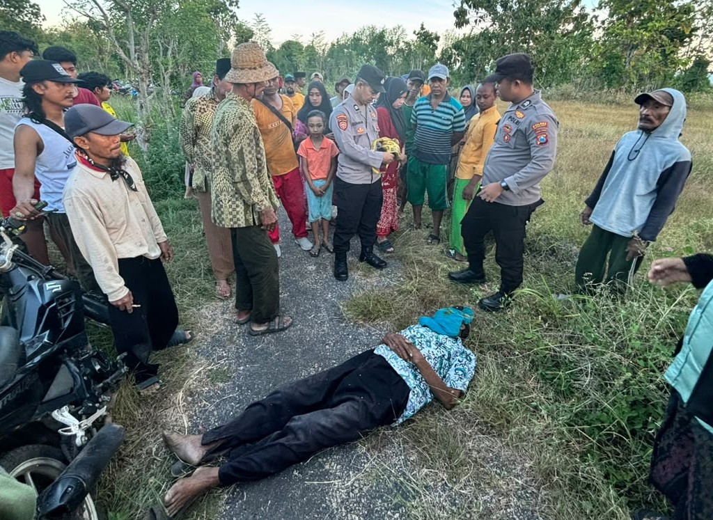 Petani Lansia Ditemukan Meninggal di Jalan Desa Lobuk